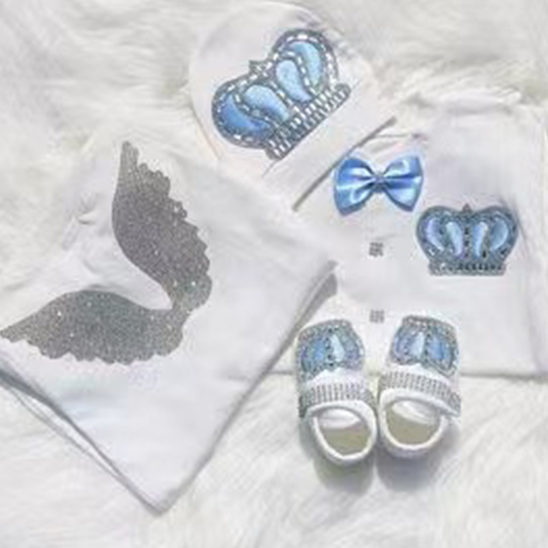 Baby Clothing Names - 4 قطع ملابس أطفال ترحيبية بتصميم