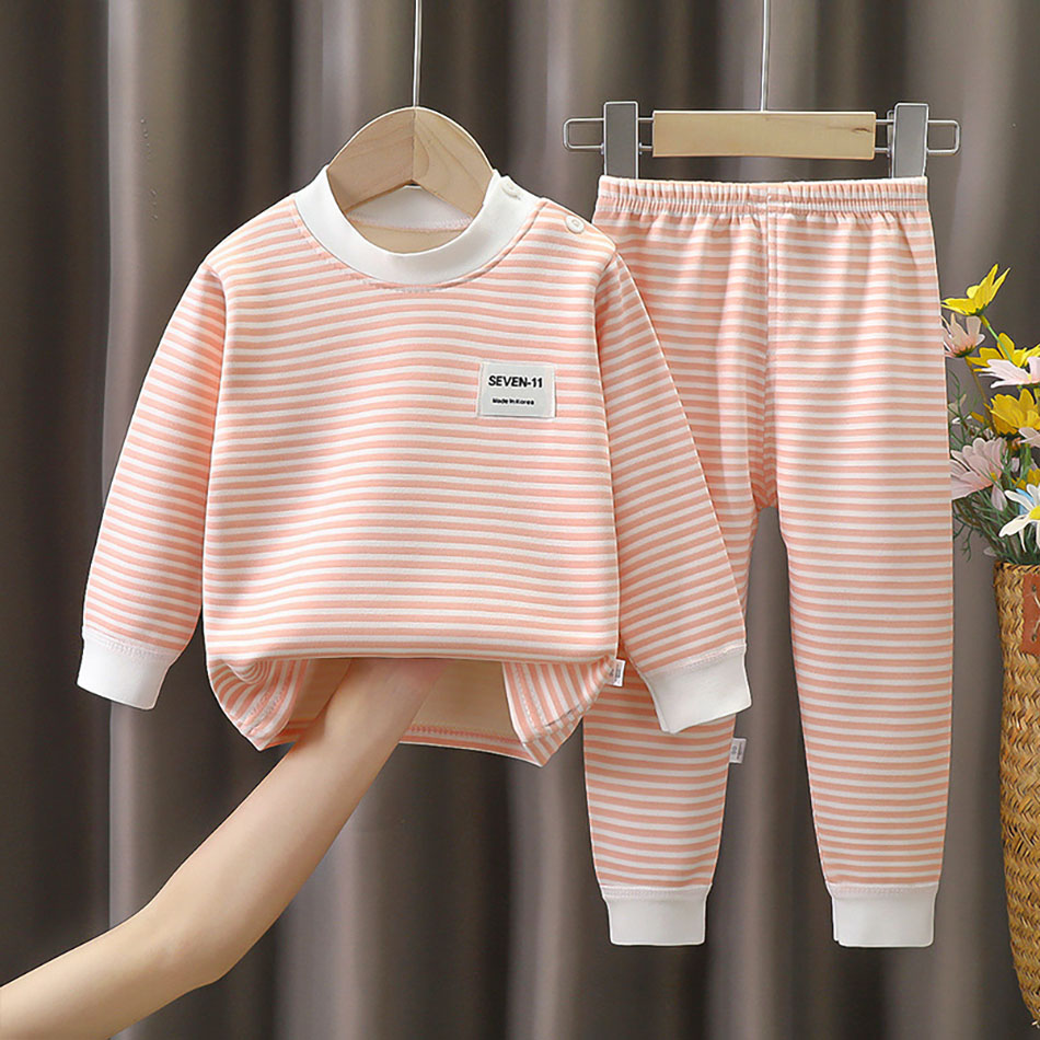 طقم ملابس أطفال مبطن بالصوف مل - مراجعة Baby Sleep Suit وسعره