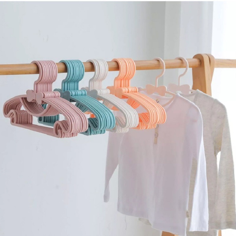 10 قطعة رفوف ملابس الطفل المحم - مراجعة Baby Clothing Hangers وسعره