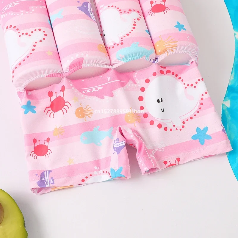 ملابس سباحة للأطفال بطباعة كار - مراجعة Baby Clothing Deals وسعره