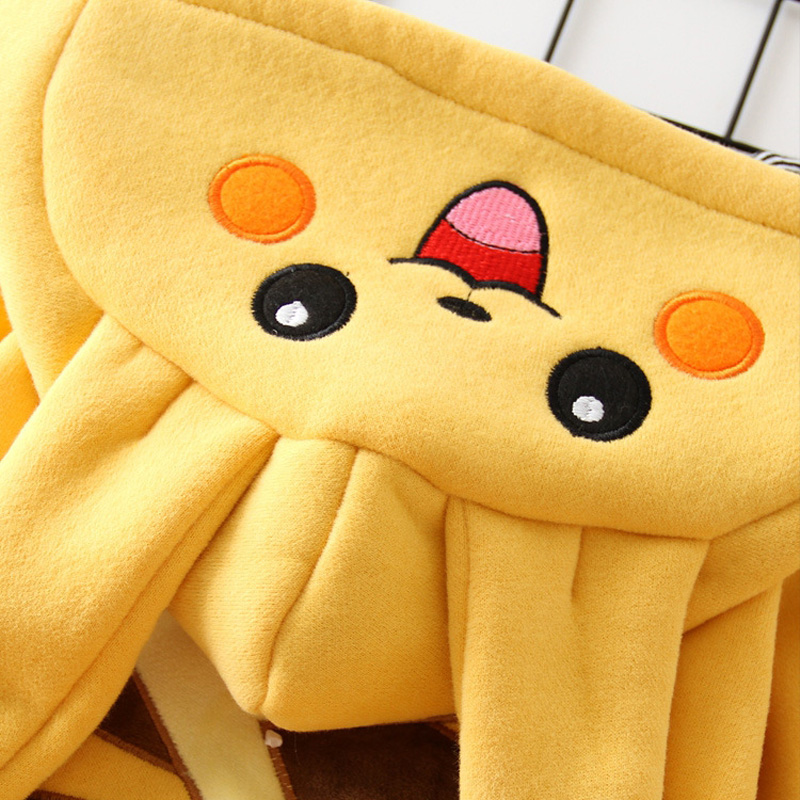 بيجامات كرتونية للأطفال على شك - مراجعة Baby Clothing Gifts وسعره